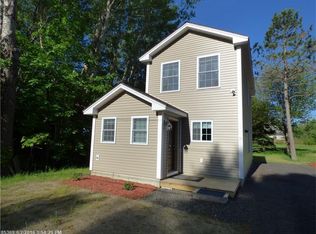 10 Kossuth St, Thomaston, ME 04861
