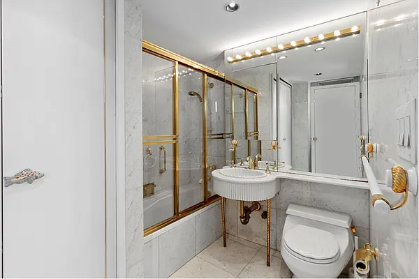 Sold by Douglas Elliman | media 20