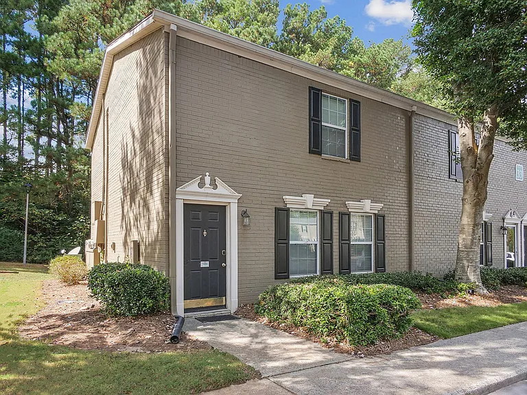 ReNew Dunwoody — Photo 39