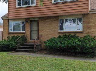 254 N Creek Dr, Cheektowaga, NY 14225