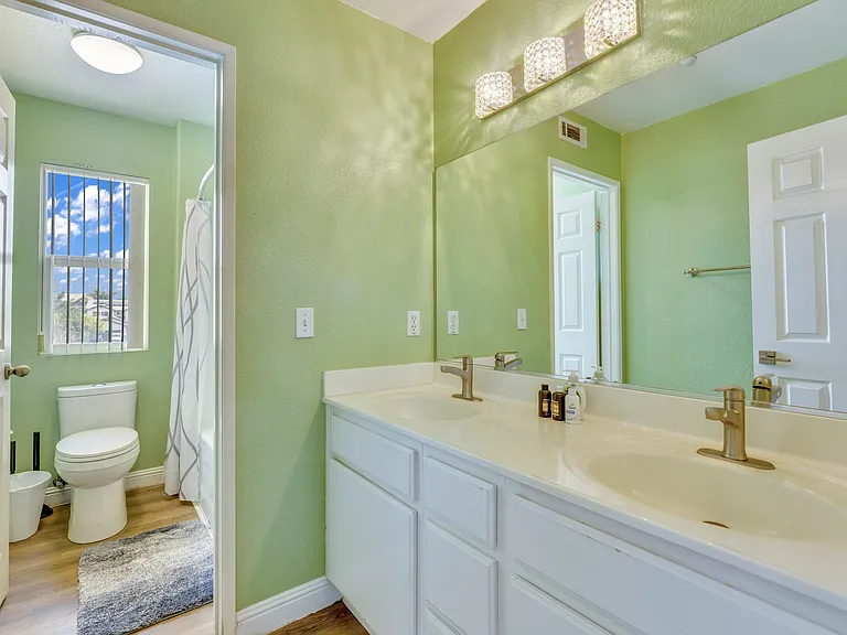 7476 Peppertree Ln — Photo 26