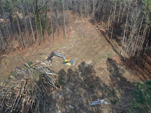 2nd image of 6568 Blackwater Rd