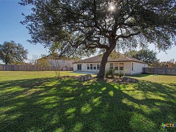 3rd image of 640 Bella Vista Cir