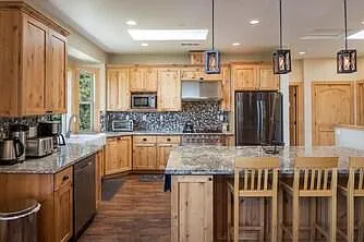 361 Park Ln — Photo 9