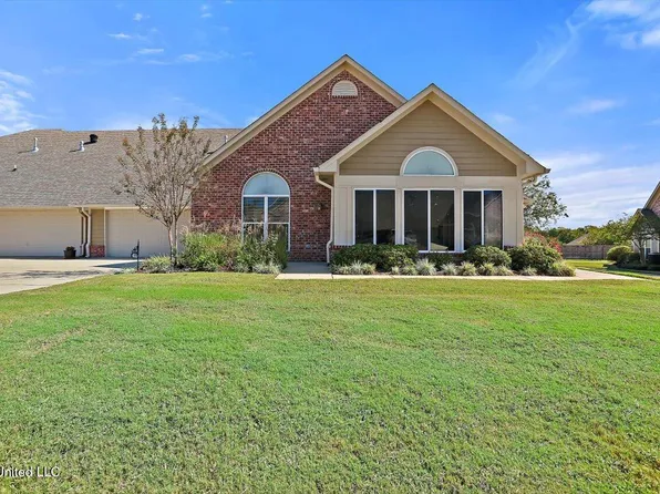 430 Sweetwater Dr, Pearl, MS 39208