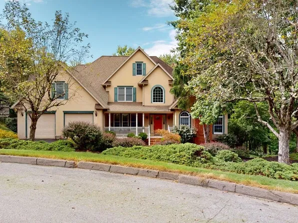 1774 McConnell Dr, Williamsport, PA 17701