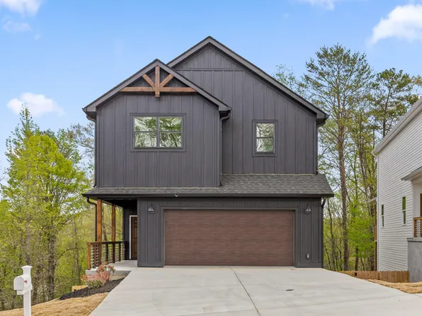 459 Candytuft Ln, Hixson, TN 37343