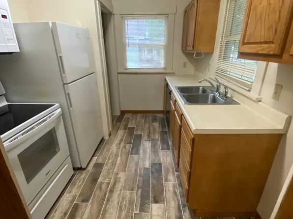 1515 N 32nd St, Lincoln, NE 68503