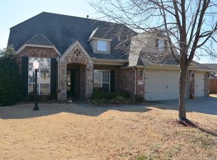 10404 E 95th Cres N, Owasso, OK 74055