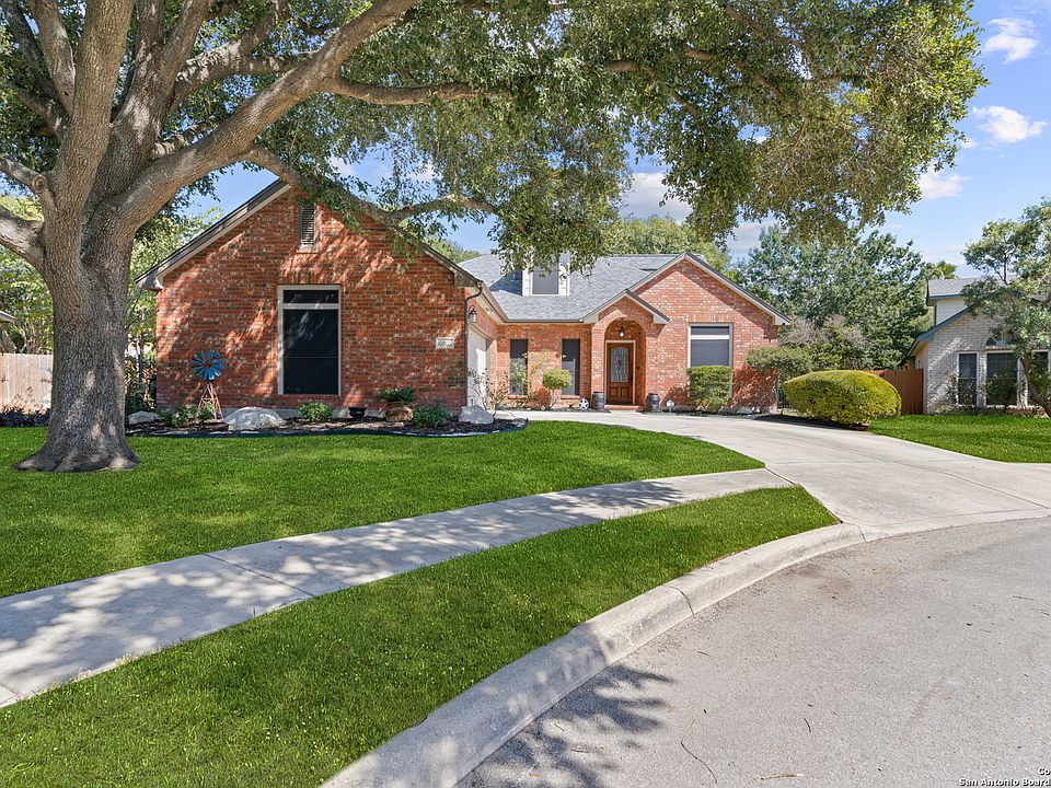 1st image of 18006 CERCA ROJO DR