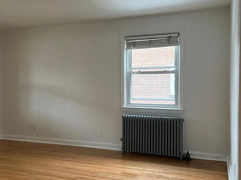 617 Willow Ave #1 — Photo 2