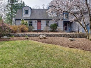 32 Hazelwood Rd, Glocester, RI 02857