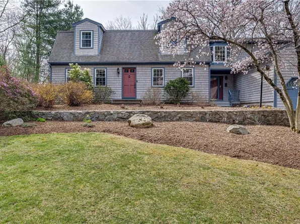 32 Hazelwood Rd, Glocester, RI 02857