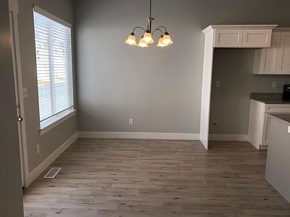 4th image of 3850 W 2380th St N