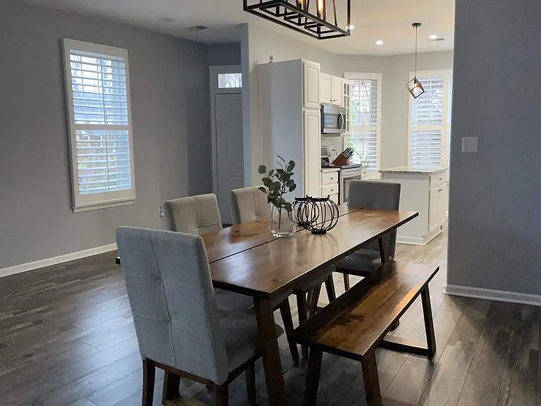 4725 Martinique Ct — Photo 9