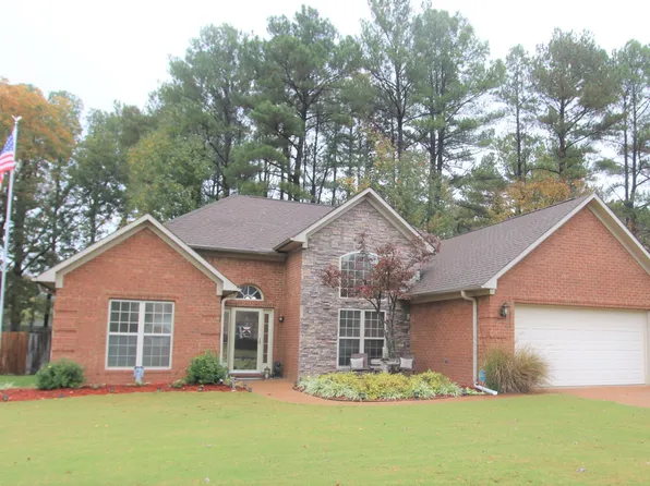173 Executive Dr, Jackson, TN 38305