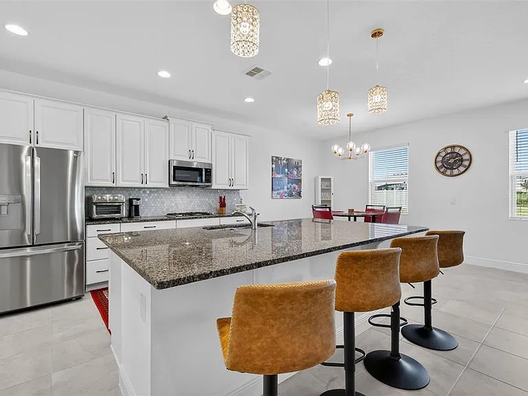 6070 Sierra Crown St — Photo 14