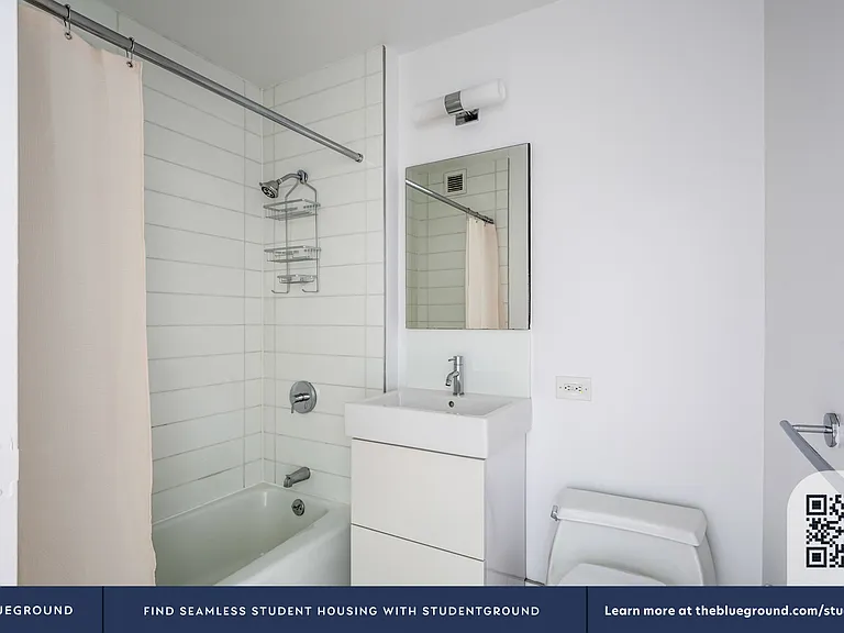 235 W 48th St #38H — Photo 16