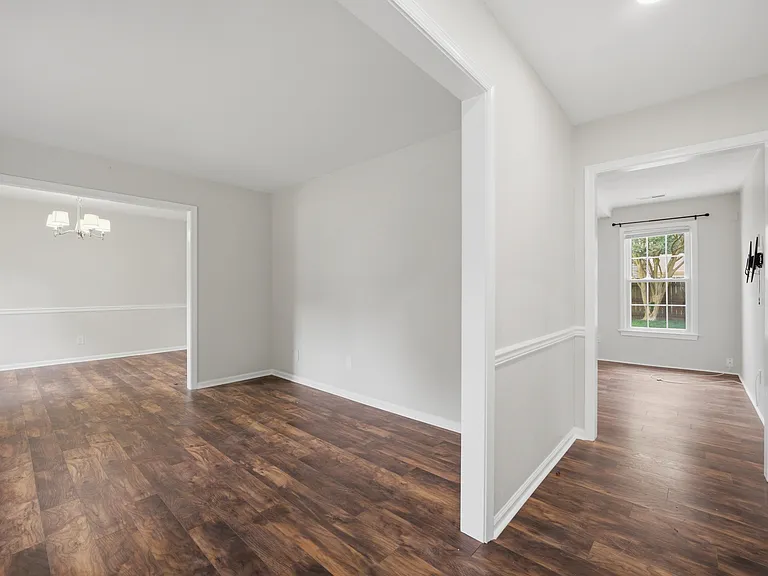 2252 Newstead Dr — Photo 19