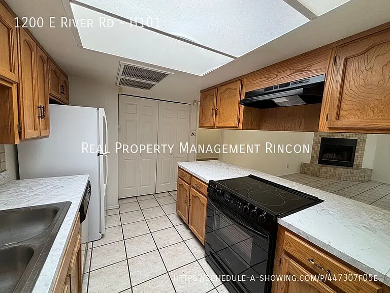 1200 E River Rd #H101 — Photo 5