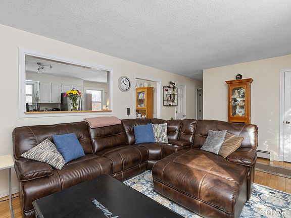 5th image of 63 Gorman Road