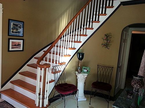 Lovely curved staircase
