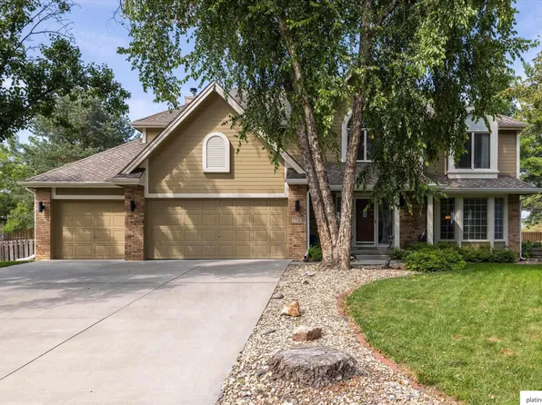 1733 N 131st Avenue Cir, Omaha, NE 68154