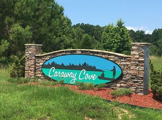 742 Log Cabin Rd, Arapahoe, NC 28510