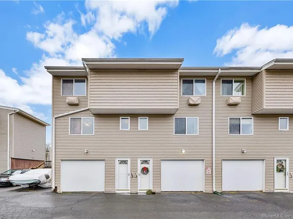 220 Main Street #7A, New Hartford, CT 06057