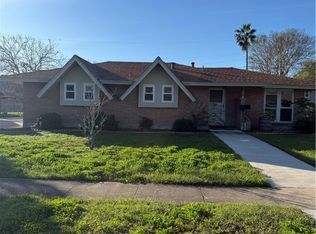 118 Carmel Dr, Portland, TX 78374