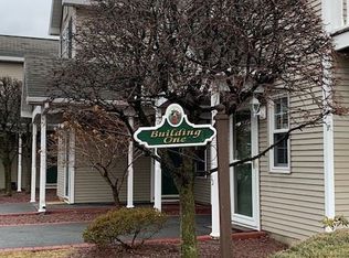 13 Coralberry Ct, Albany, NY 12203