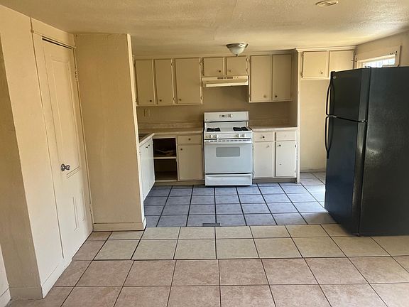 5th image of 228 W 4th St #220W-3