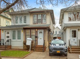 1073 E 26th St, Brooklyn, NY 11210