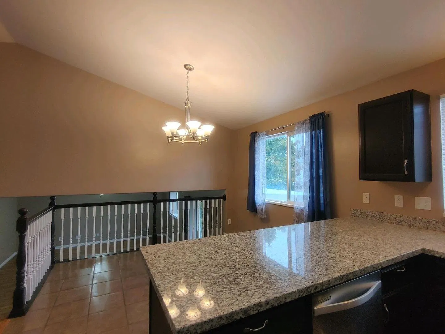 Stunning 5 Bdrm. Single Family Home! Best Price Around! — Photo 4