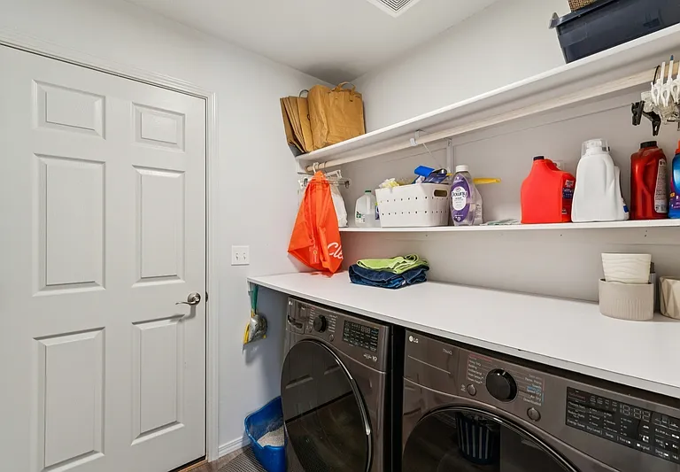 8316 E Conant St — Photo 29