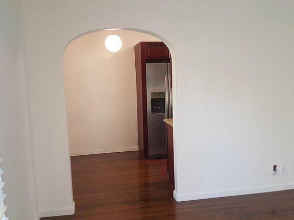 5th image of 203 N Almont Dr APT 5