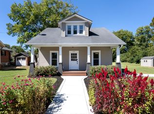 203 S Locust St, Mount Pleasant, TN 38474