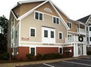 180 Chickering Rd UNIT 310C, North Andover, MA 01845