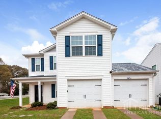 9005 Sharpes Cres, Charlotte, NC 28214