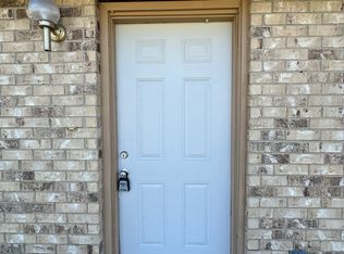 425 SW Thomas St APT C, Burleson, TX 76028