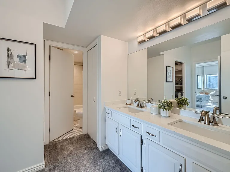 1551 Larimer St #3005 — Photo 10