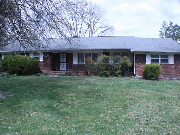 4922 W Cumberland Ave, Middlesboro, KY 40965