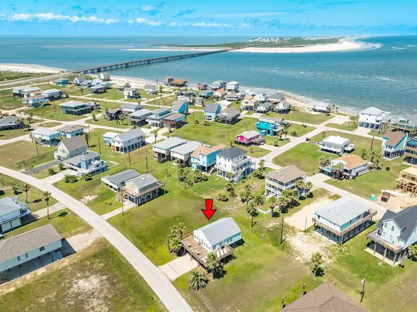 13026 Coronado Dr, Freeport, TX 77541