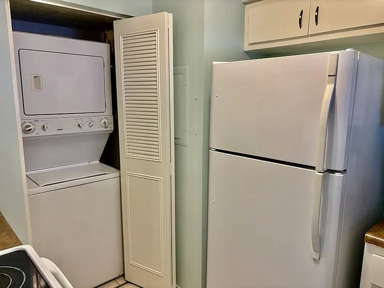 20 Greenbrier St #208 — Photo 2