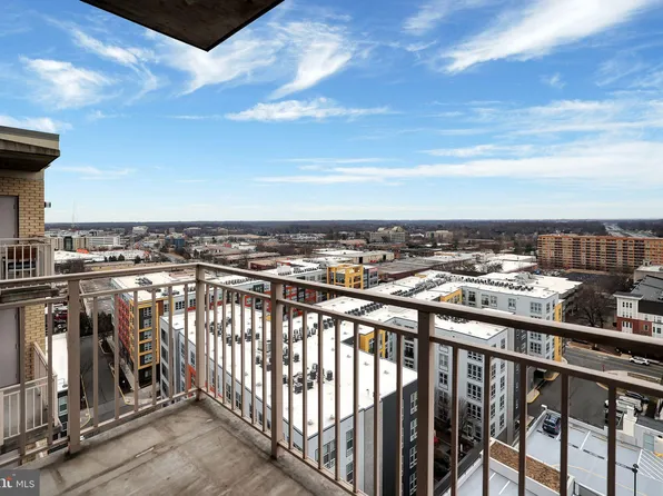 2726 Gallows Rd APT 1515, Vienna, VA 22180