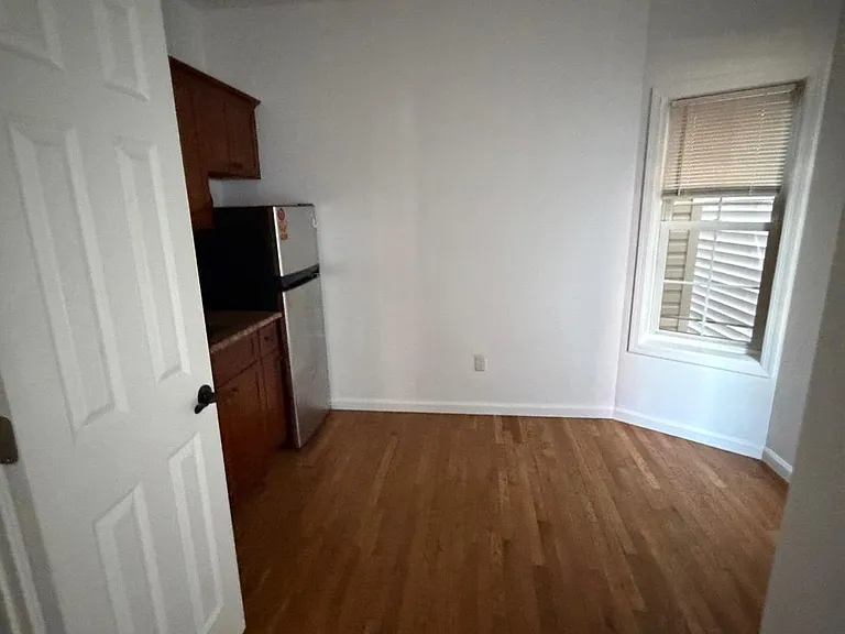 118 Bayard St #1 — Photo 4