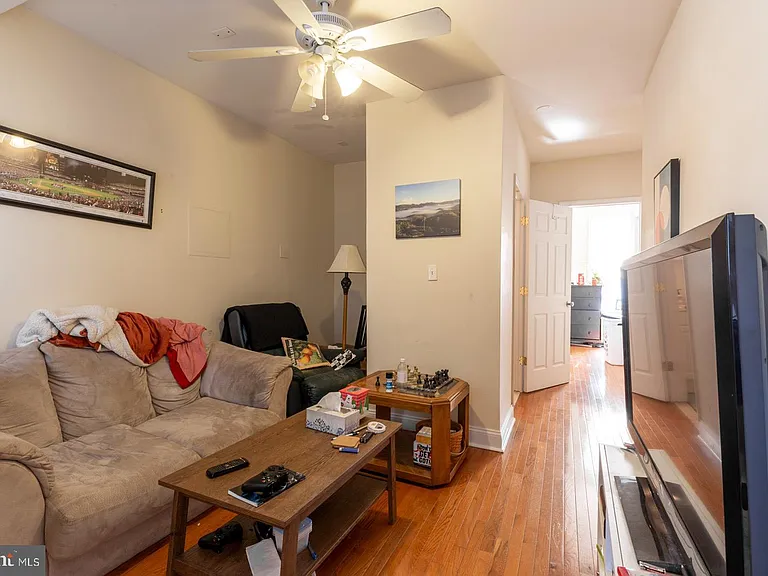 2136 S 15th St #3F — Photo 5
