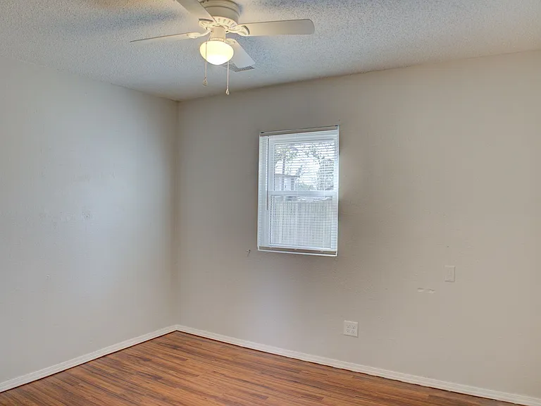 438 S 55th West Ave — Photo 13