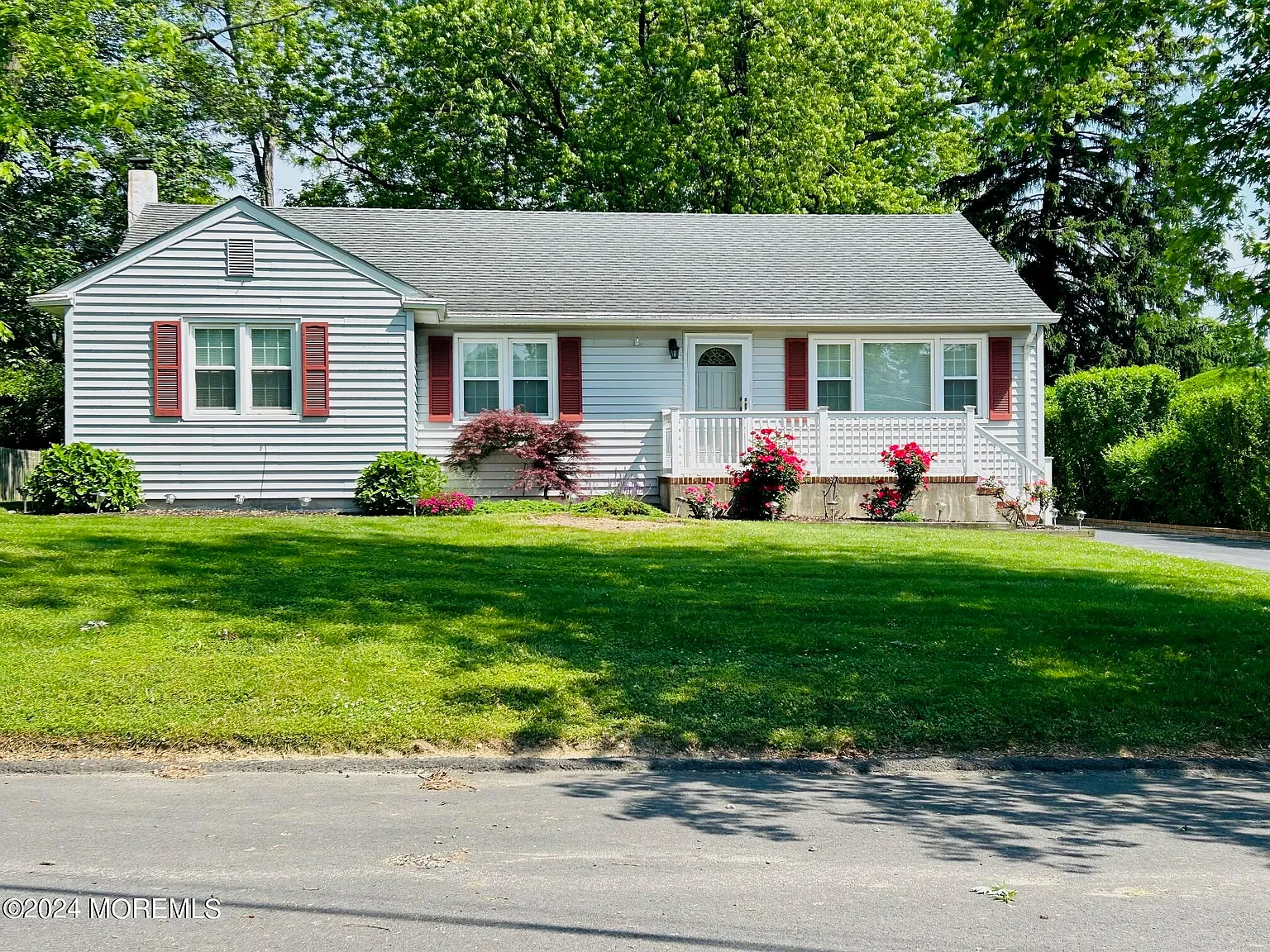 2402 Anne Terrace photo 1