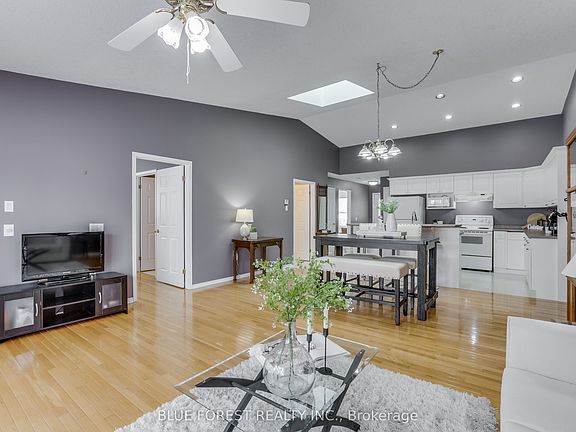 5th image of 680 Commissioners Rd W #21